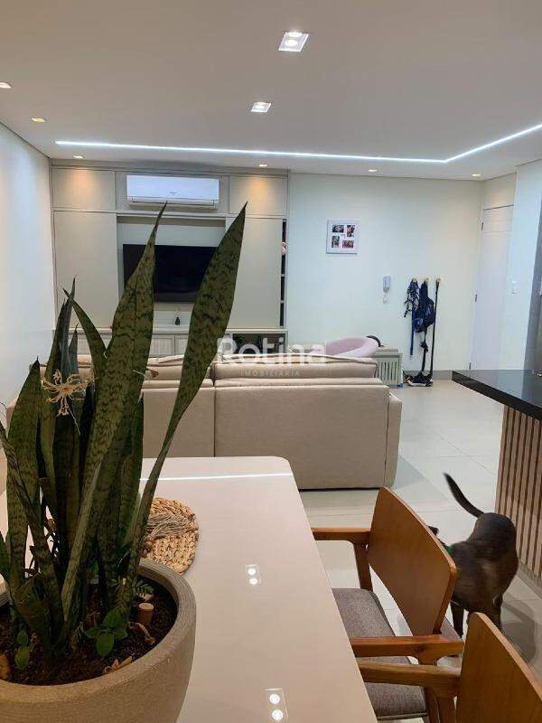Apartamento à venda, 3 quartos em Uberlândia no bairro Saraiva no valor de R$ 800.000,00 - Rotina Imobiliária: 