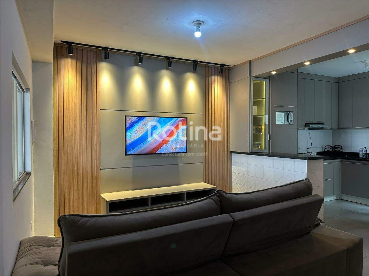Casa para alugar, 2 quartos em Uberlândia no bairro Jardim Canaã no valor de R$ 2.600,00 - Rotina Imobiliária: 