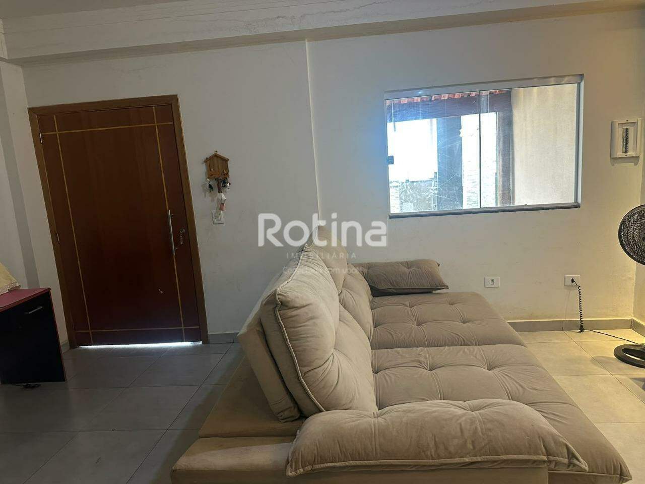 Casa para alugar, 2 quartos em Uberlândia no bairro Jardim Canaã no valor de R$ 2.600,00 - Rotina Imobiliária: 