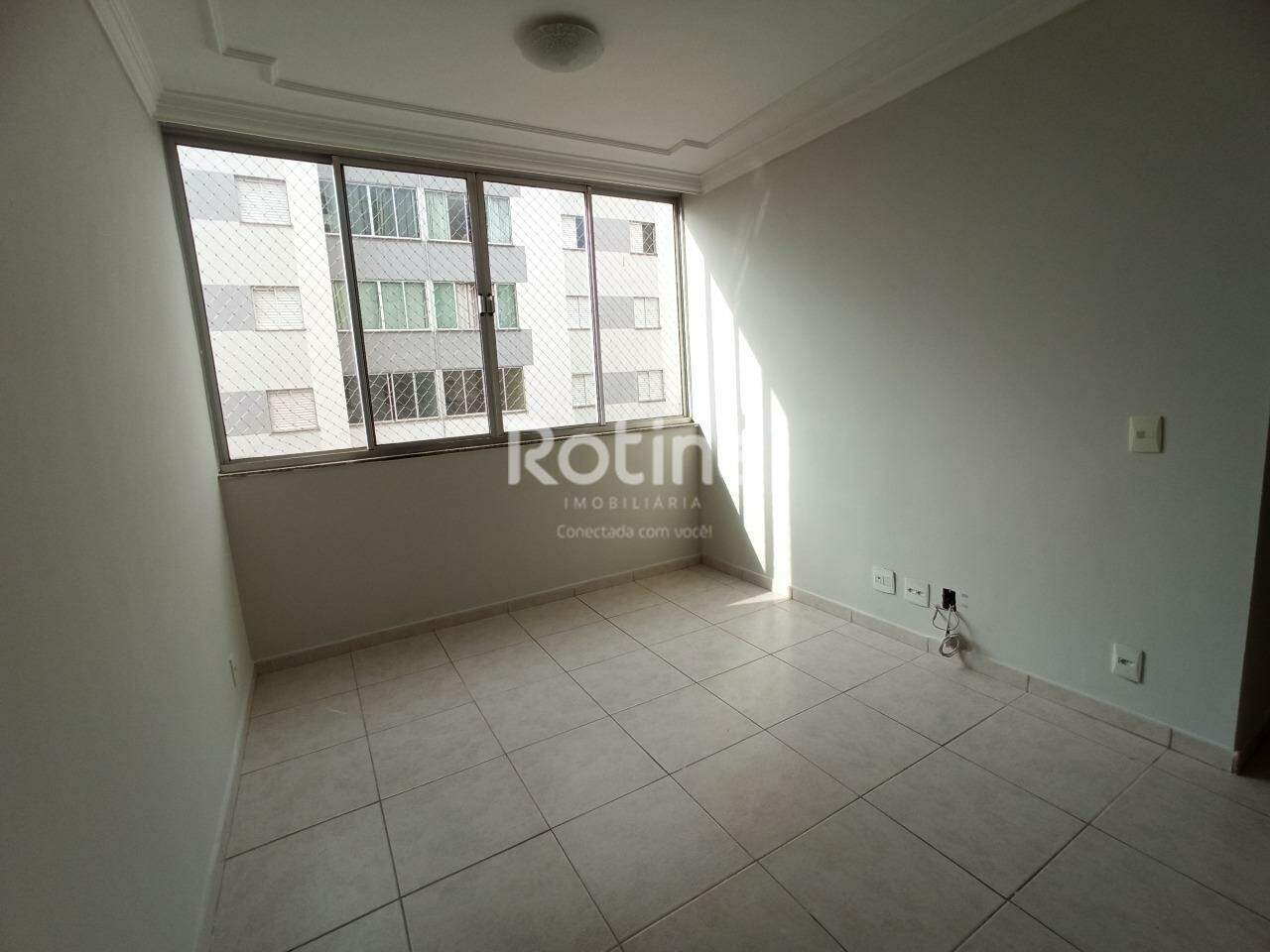 Apartamento para alugar, 3 quartos em Uberlândia no bairro Tubalina no valor de R$ 2.300,00 - Rotina Imobiliária: 