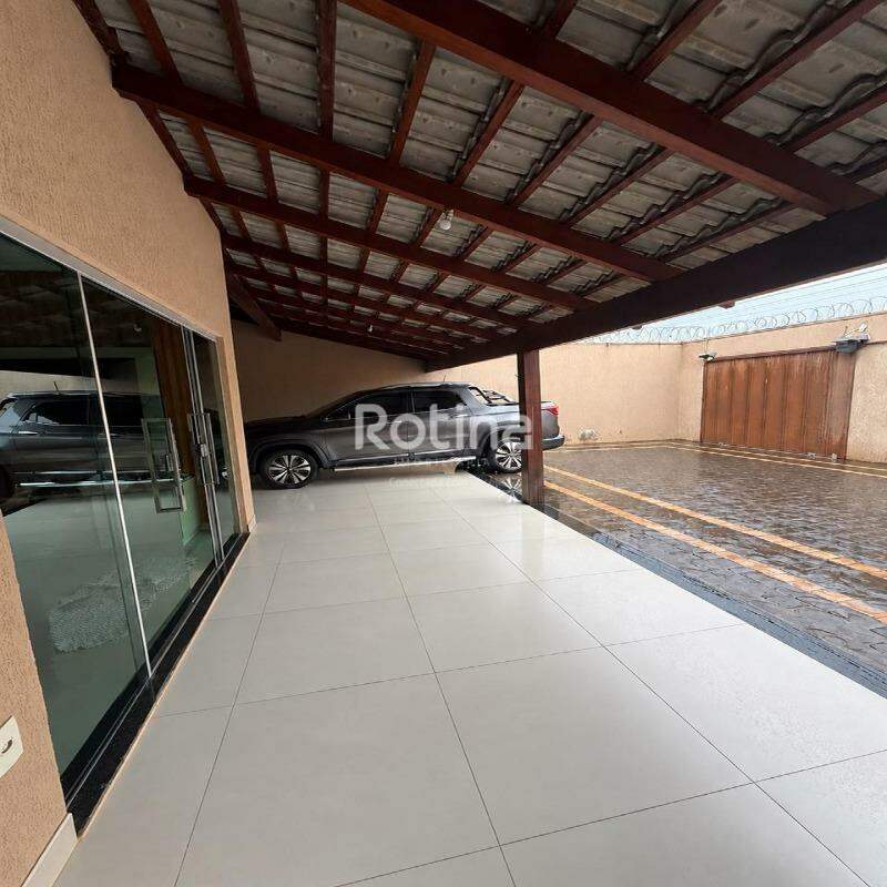 Casa para alugar, 4 quartos em Uberlândia no bairro Jardim Patrícia no valor de R$ 7.500,00 - Rotina Imobiliária: 