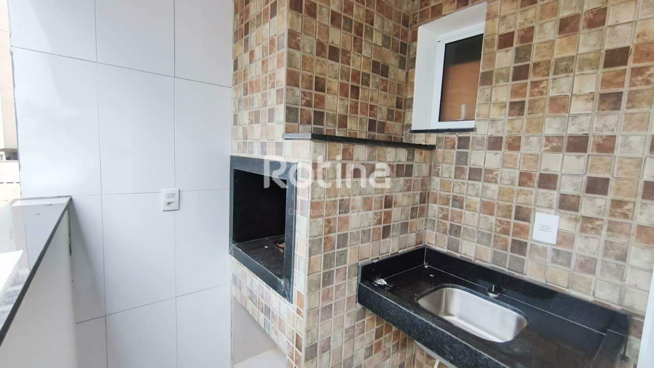 Apartamento à venda, 3 quartos em Uberlândia no bairro Santa Mônica no valor de R$ 590.000,00 - Rotina Imobiliária:  Área gourmet