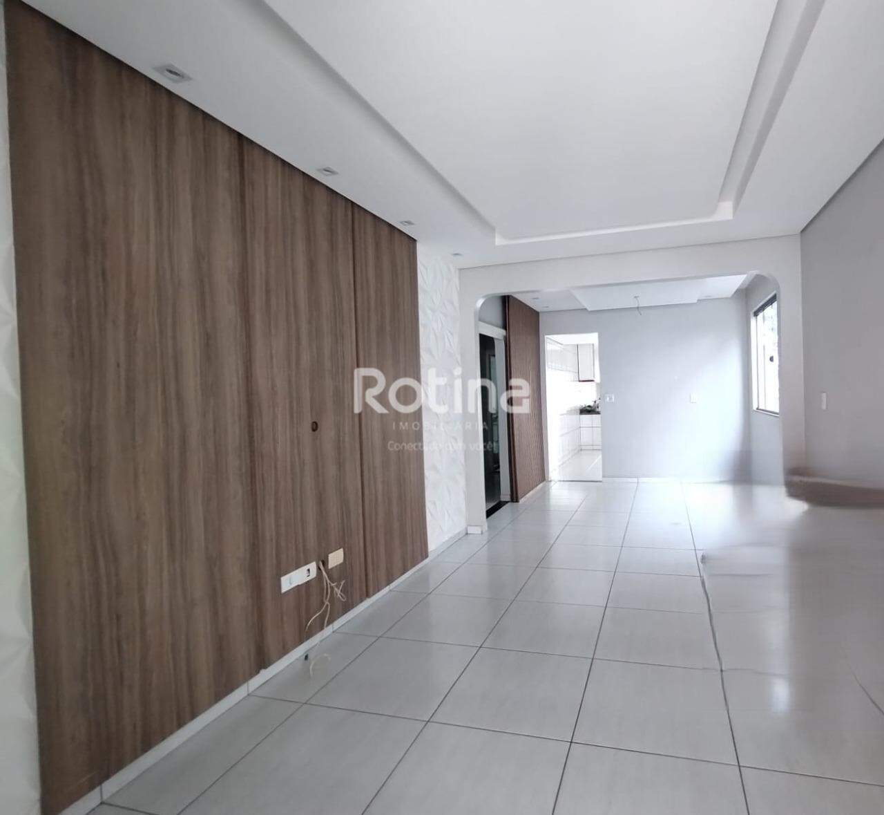 Casa para alugar, 4 quartos em Uberlândia no bairro Nossa Senhora das Graças no valor de R$ 3.300,00 - Rotina Imobiliária: 