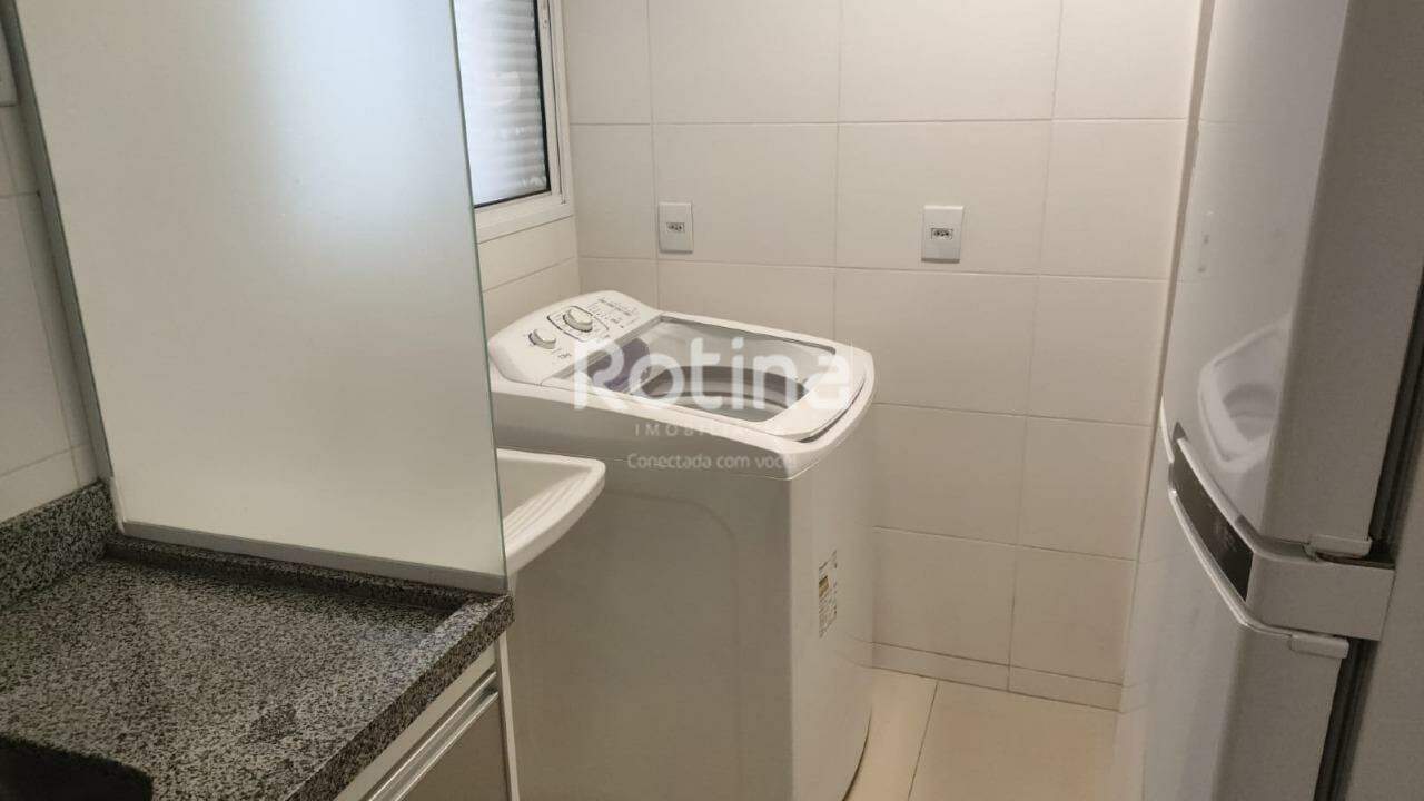 Apartamento para alugar, 2 quartos em Uberlândia no bairro Jardim Inconfidência no valor de R$ 2.300,00 - Rotina Imobiliária: 