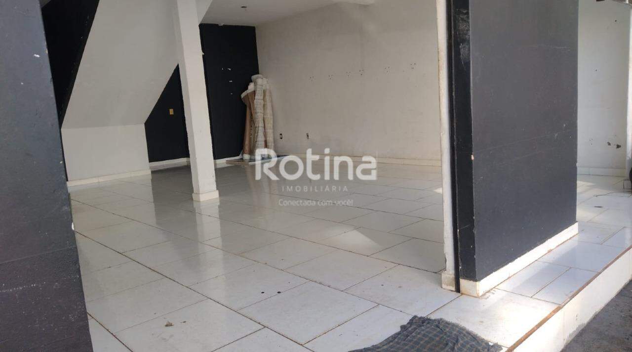 Comercial para alugar, em Uberlândia no bairro Granada no valor de R$ 1.700,00 - Rotina Imobiliária: 