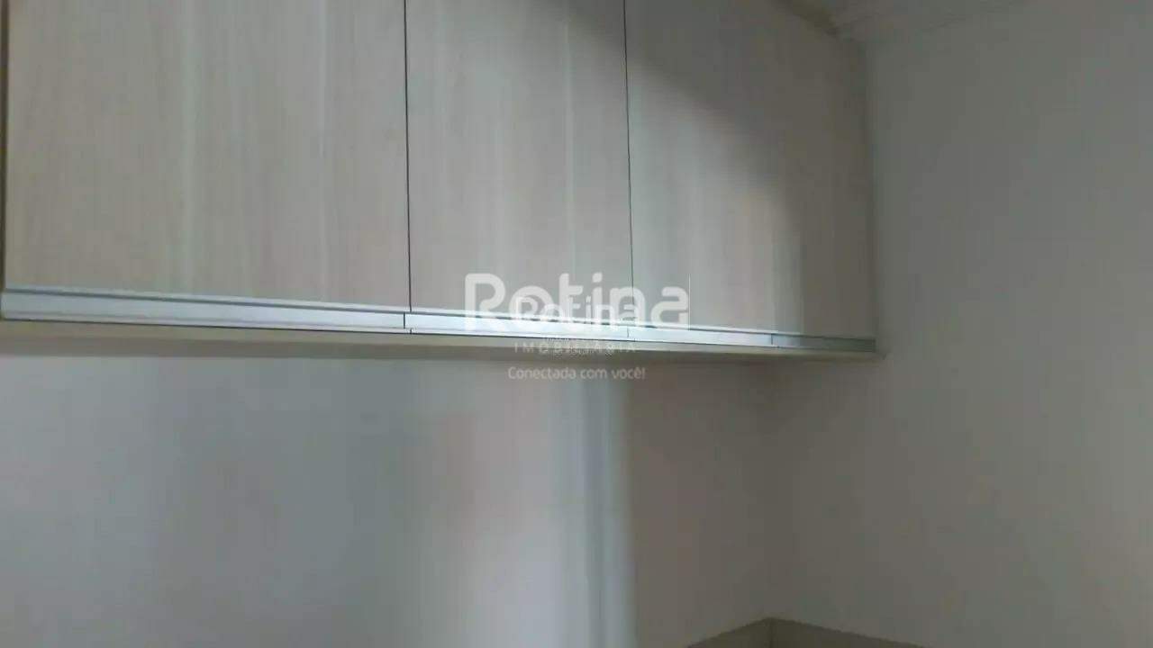 Casa Condomínio Fechado à venda, 3 quartos em Uberlândia no bairro Aclimação no valor de R$ 500.000,00 - Rotina Imobiliária: 