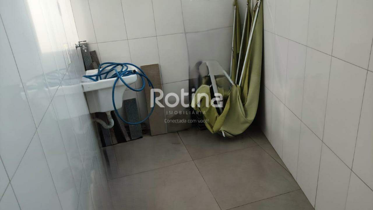 Loja para alugar, em Uberlândia no bairro Monte Hebron no valor de R$ 9.000,00 - Rotina Imobiliária: 