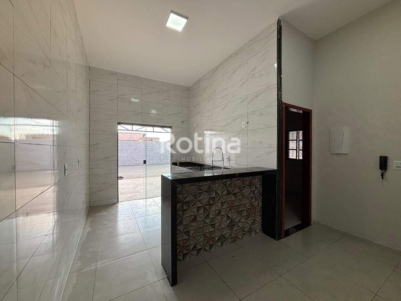 Casa à venda, 3 quartos em Uberlândia no bairro Segismundo Pereira no valor de R$ 650.000,00 - Rotina Imobiliária: 