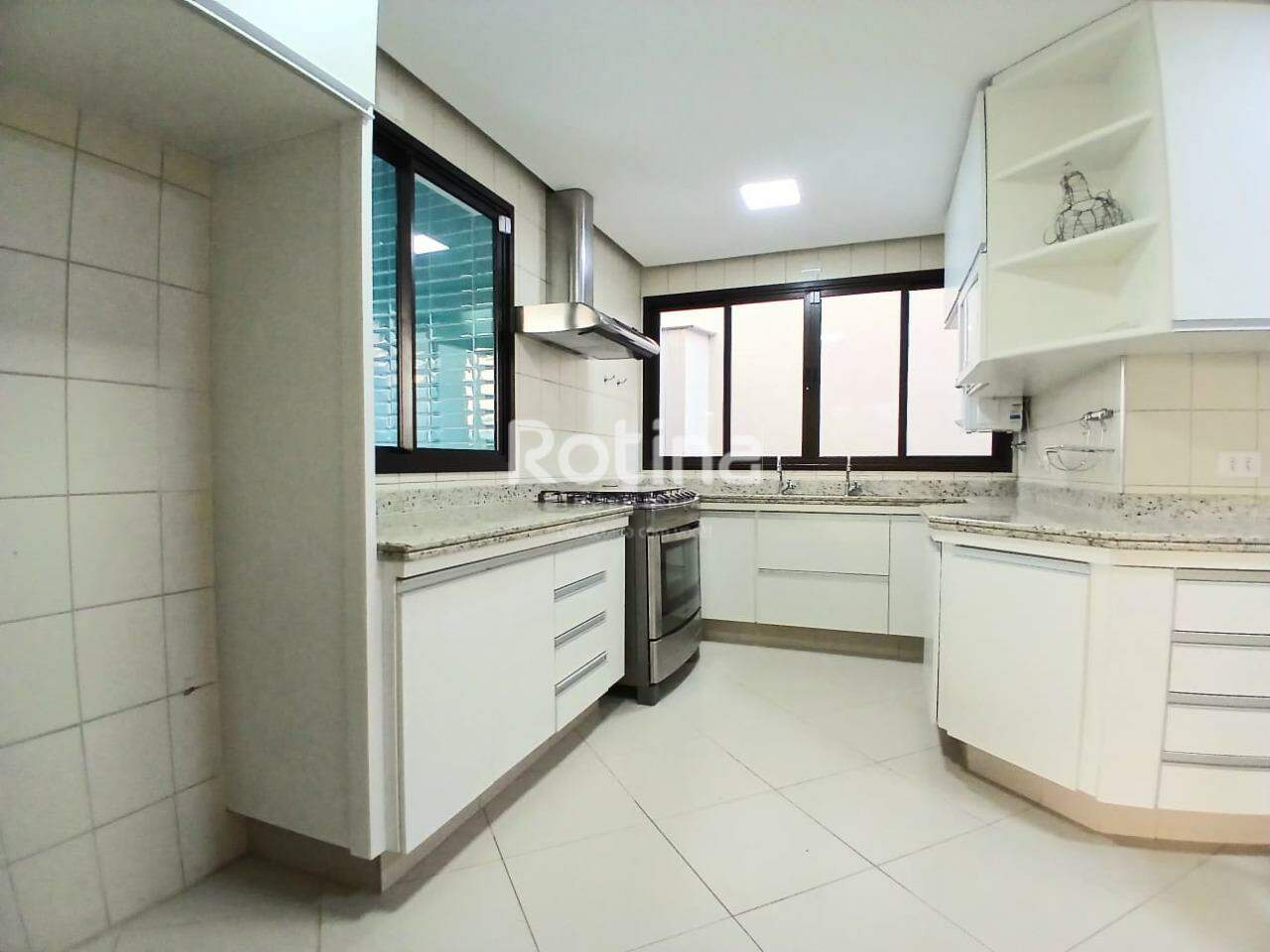 Casa para alugar, 5 quartos em Uberlândia no bairro Jardim Karaíba no valor de R$ 9.500,00 - Rotina Imobiliária: 
