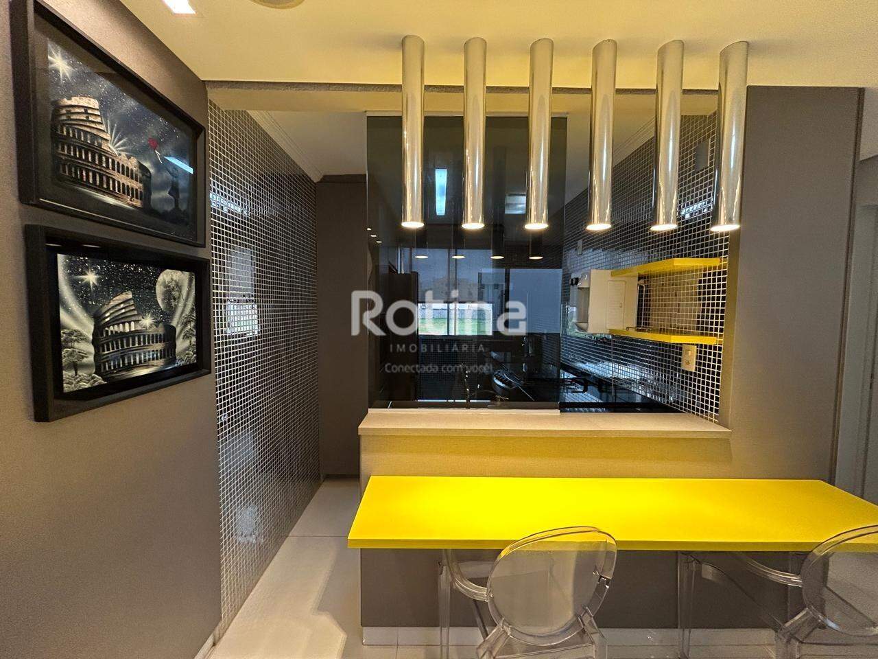 Apartamento à venda, 2 quartos em Uberlândia no bairro Laranjeiras no valor de R$ 340.000,00 - Rotina Imobiliária: 
