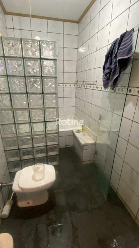 Casa Condomínio Fechado à venda, 3 quartos em Uberlândia no bairro Jardim Holanda no valor de R$ 380.000,00 - Rotina Imobiliária: 
