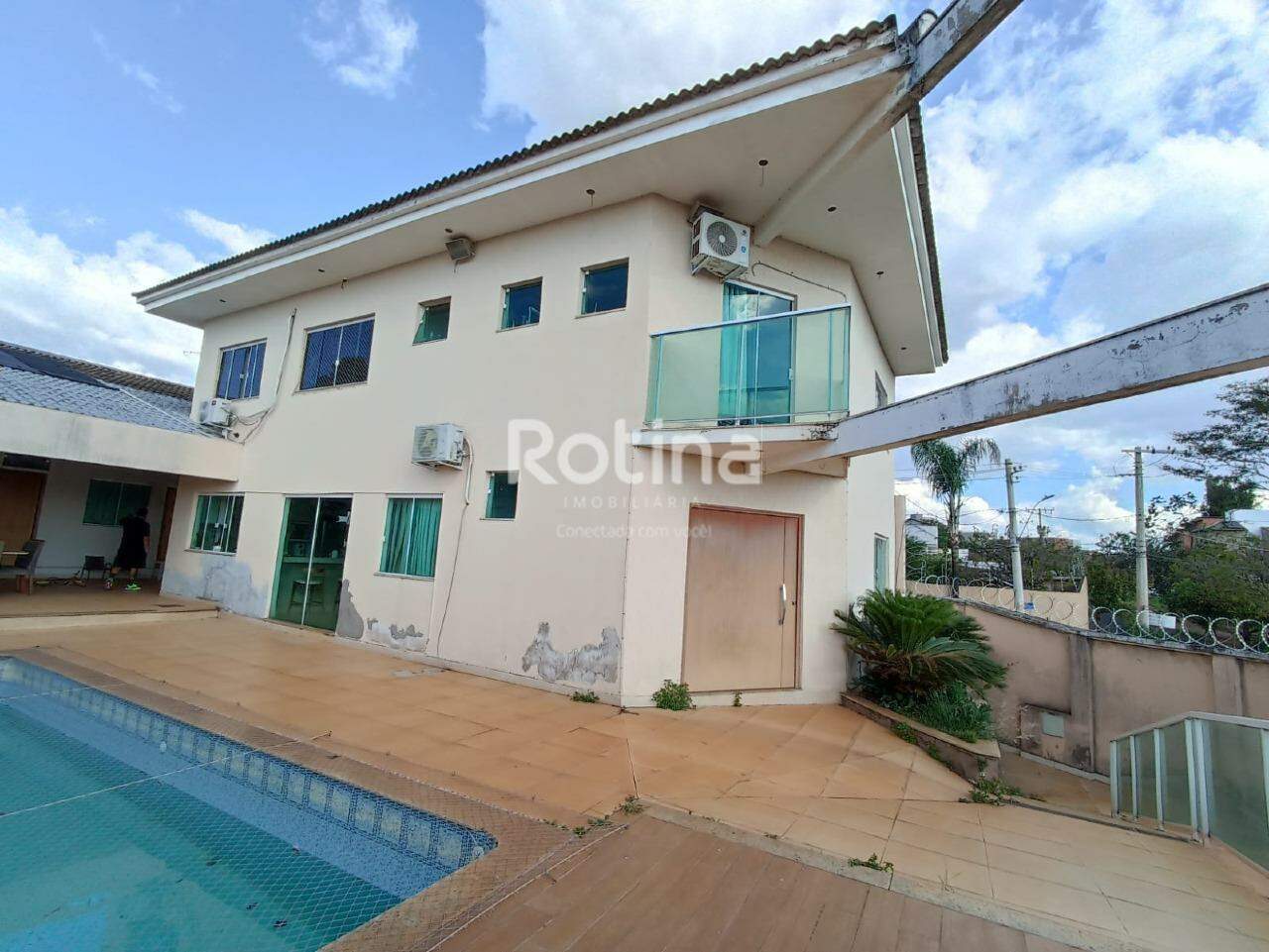Casa à venda, 4 quartos em Uberlândia no bairro Jardim Inconfidência no valor de R$ 1.450.000,00 - Rotina Imobiliária: 