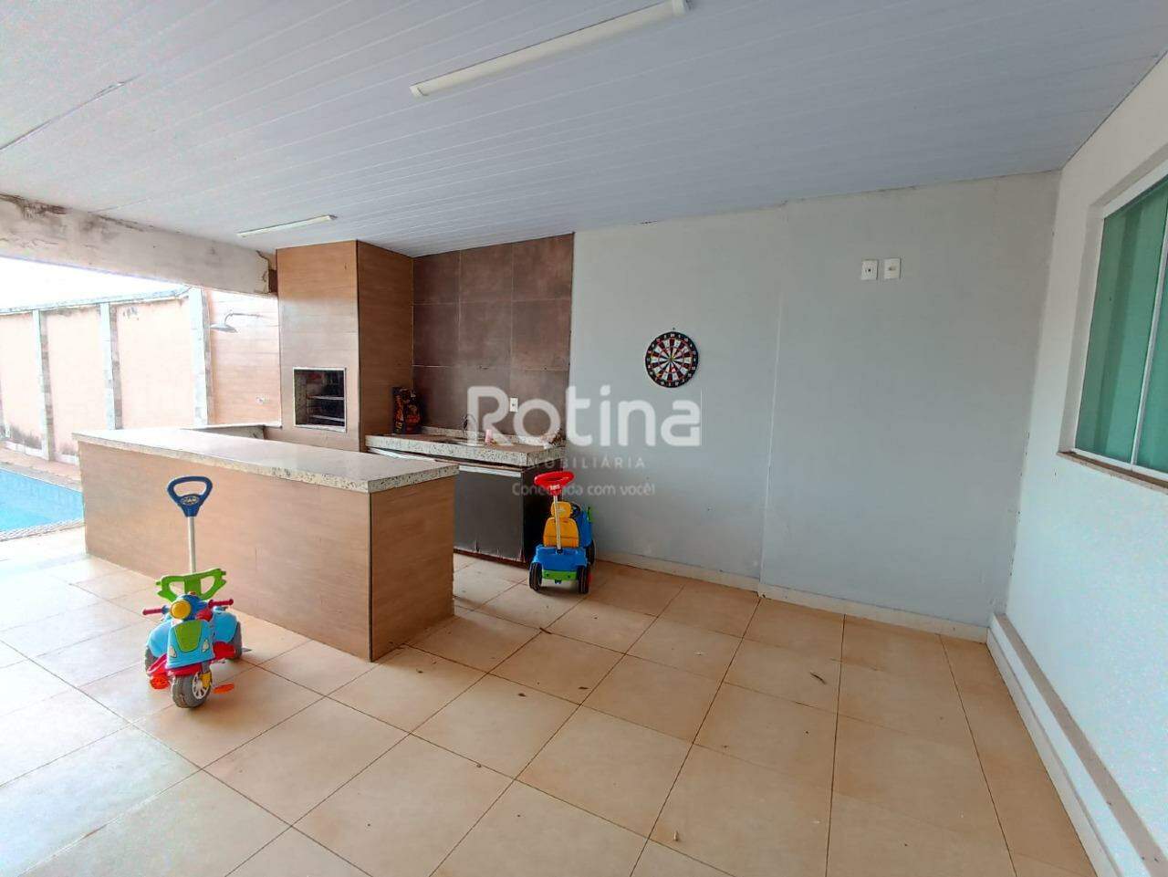 Casa à venda, 4 quartos em Uberlândia no bairro Jardim Inconfidência no valor de R$ 1.450.000,00 - Rotina Imobiliária: 