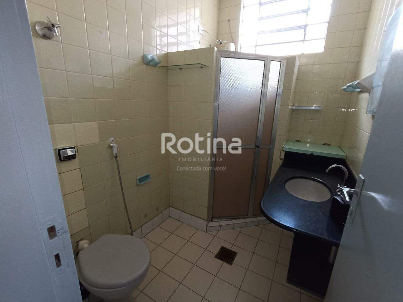 Casa à venda, 3 quartos em Uberlândia no bairro Brasil no valor de R$ 790.000,00 - Rotina Imobiliária: 
