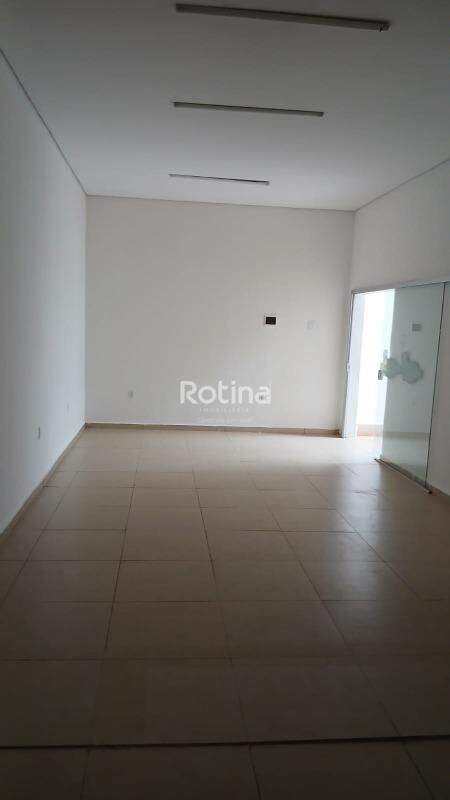 Comercial para alugar, em Uberlândia no bairro Granada no valor de R$ 7.500,00 - Rotina Imobiliária: 