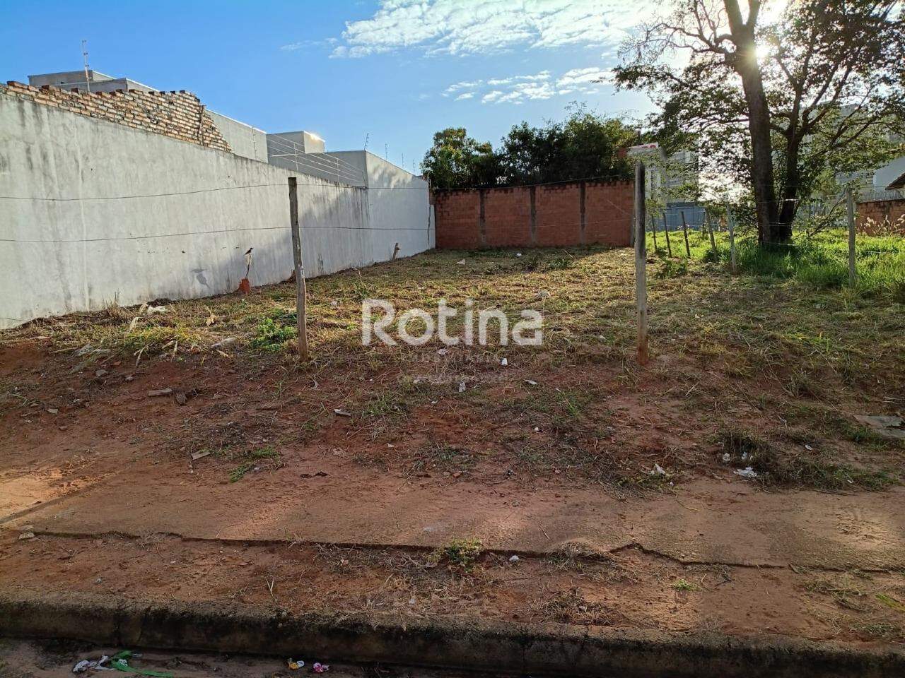 Terreno à venda, em Uberlândia no bairro Shopping Park no valor de R$ 220.000,00 - Rotina Imobiliária: 