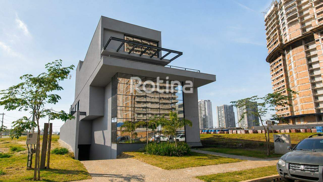 Comercial à venda, em Uberlândia no bairro Parque Una no valor de R$ 2.977.000,00 - Rotina Imobiliária: 