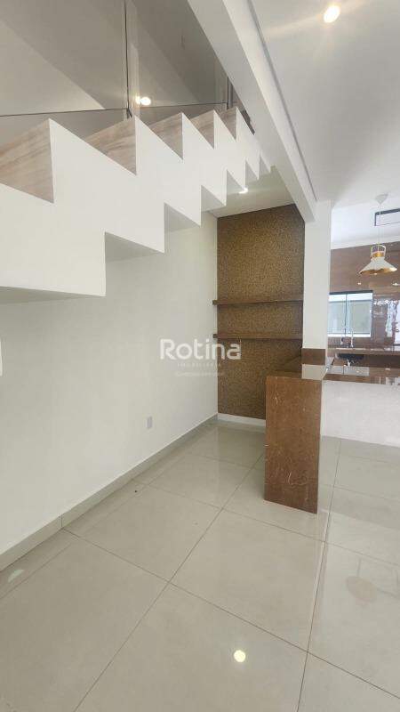 Casa à venda, 3 quartos em Uberlândia no bairro Jardim Patrícia no valor de R$ 699.000,00 - Rotina Imobiliária: 