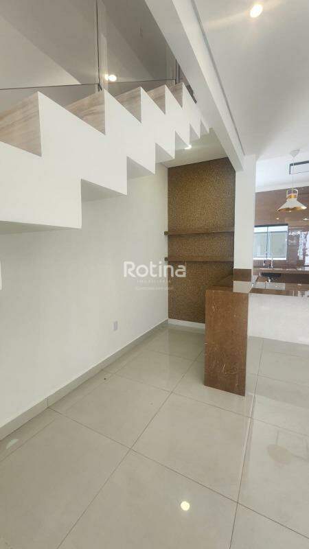 Casa à venda, 3 quartos em Uberlândia no bairro Jardim Patrícia no valor de R$ 699.000,00 - Rotina Imobiliária: 