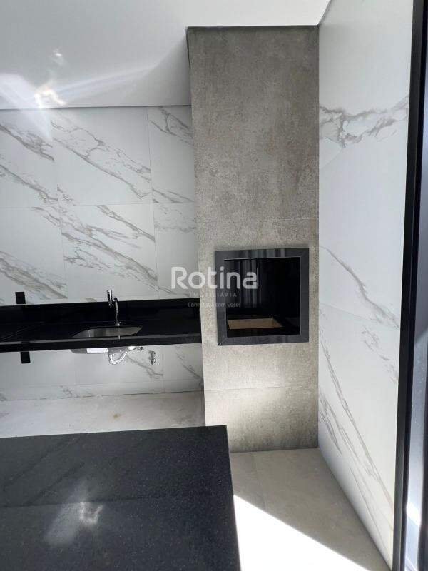 Casa à venda, 3 quartos em Uberlândia no bairro Cond. Raros no valor de R$ 1.330.000,00 - Rotina Imobiliária: 