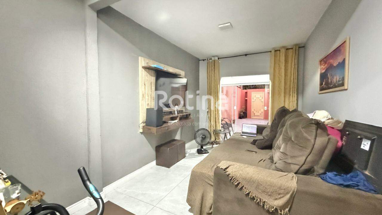 Casa Condomínio Fechado à venda, 2 quartos em Uberlândia no bairro Jardim Holanda no valor de R$ 450.000,00 - Rotina Imobiliária: 