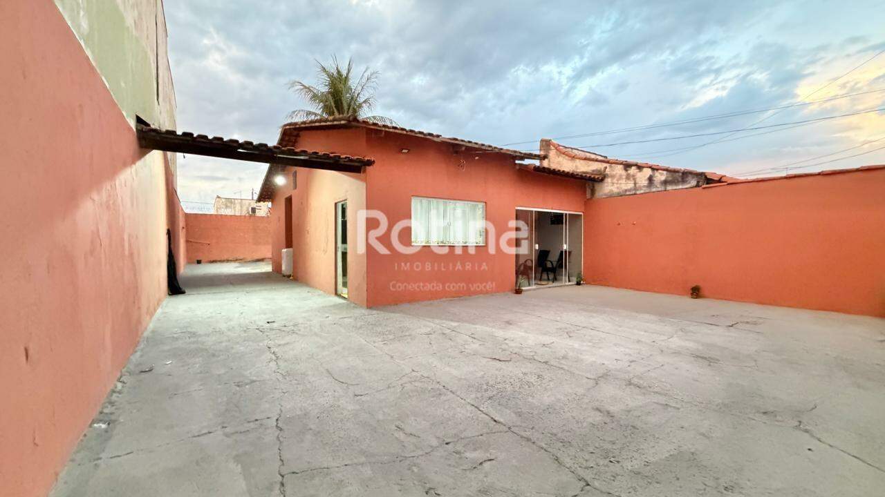 Casa Condomínio Fechado à venda, 2 quartos em Uberlândia no bairro Jardim Holanda no valor de R$ 450.000,00 - Rotina Imobiliária: 