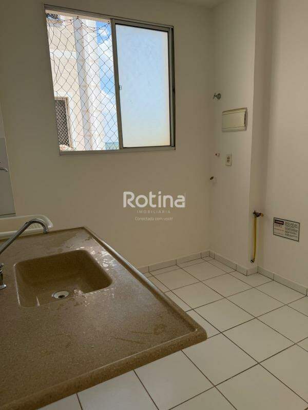 Apartamento à venda, 2 quartos em Uberlândia no bairro Shopping Park no valor de R$ 160.000,00 - Rotina Imobiliária: 