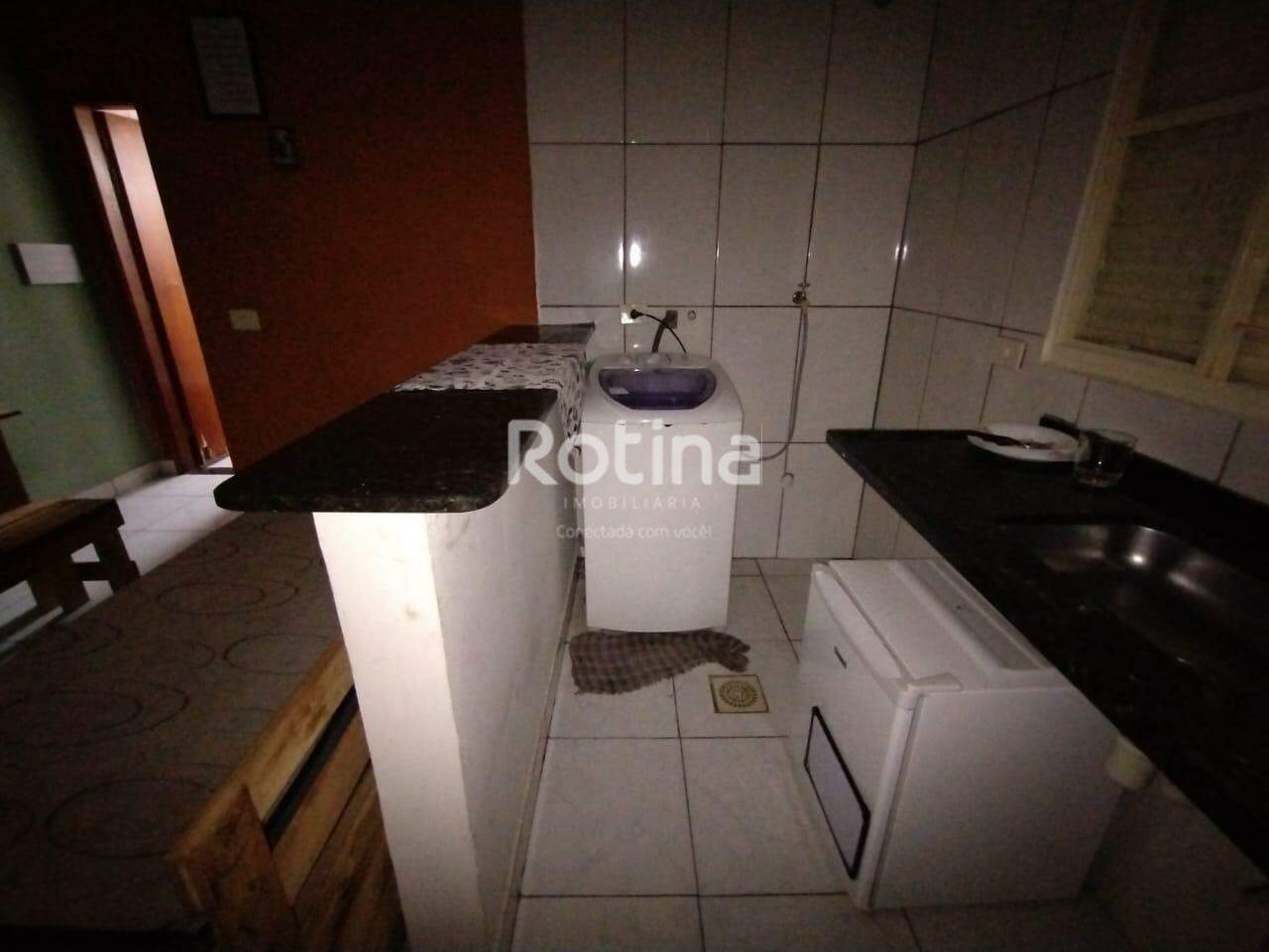 Apartamento para alugar, 1 quarto em Uberlândia no bairro Laranjeiras no valor de R$ 1.100,00 - Rotina Imobiliária: 