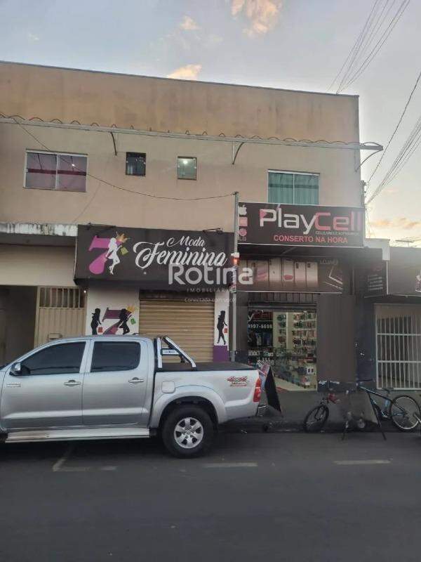 Kitnet para alugar, 1 quarto em Uberlândia no bairro Tocantins no valor de R$ 1.250,00 - Rotina Imobiliária: 