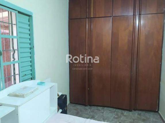 Casa para alugar, 3 quartos em Uberlândia no bairro Jardim Ipanema no valor de R$ 1.900,00 - Rotina Imobiliária: 