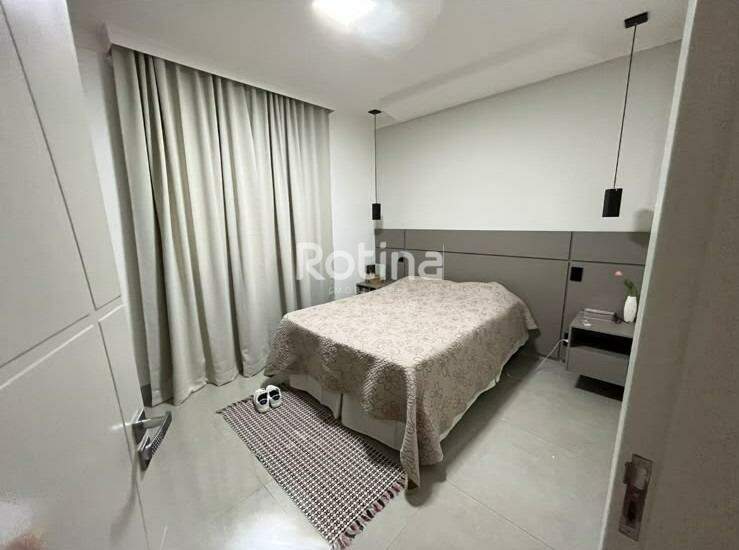 Casa à venda, 3 quartos em Uberlândia no bairro Jardim das Palmeiras no valor de R$ 650.000,00 - Rotina Imobiliária: Quarto 1