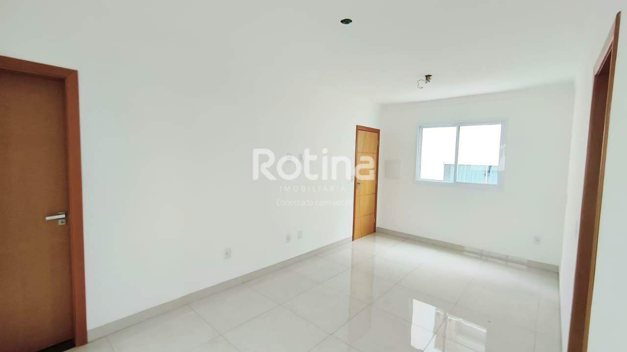 Apartamento à venda, 3 quartos em Uberlândia no bairro Santa Mônica no valor de R$ 600.000,00 - Rotina Imobiliária: Sala 