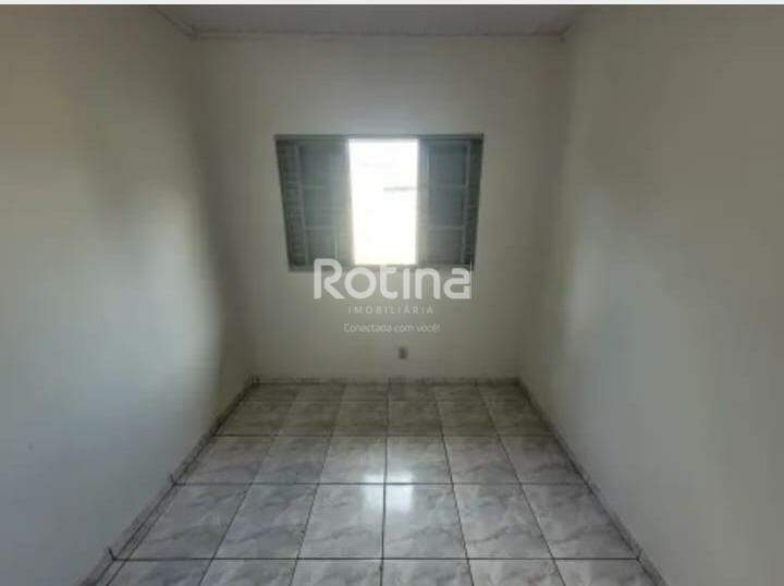 Casa à venda, 2 quartos em Uberlândia no bairro Shopping Park no valor de R$ 290.000,00 - Rotina Imobiliária: Quarto 1
