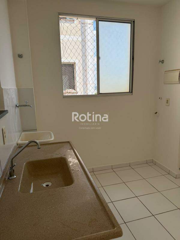Apartamento à venda, 2 quartos em Uberlândia no bairro Shopping Park no valor de R$ 160.000,00 - Rotina Imobiliária: 