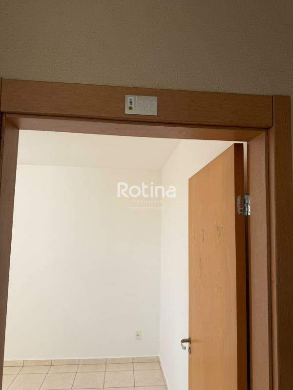 Apartamento à venda, 2 quartos em Uberlândia no bairro Shopping Park no valor de R$ 160.000,00 - Rotina Imobiliária: 