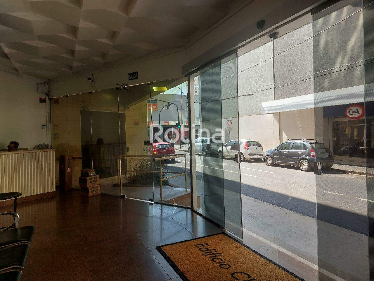 Sala para alugar, em Uberlândia no bairro Centro no valor de R$ 21.000,00 - Rotina Imobiliária: 