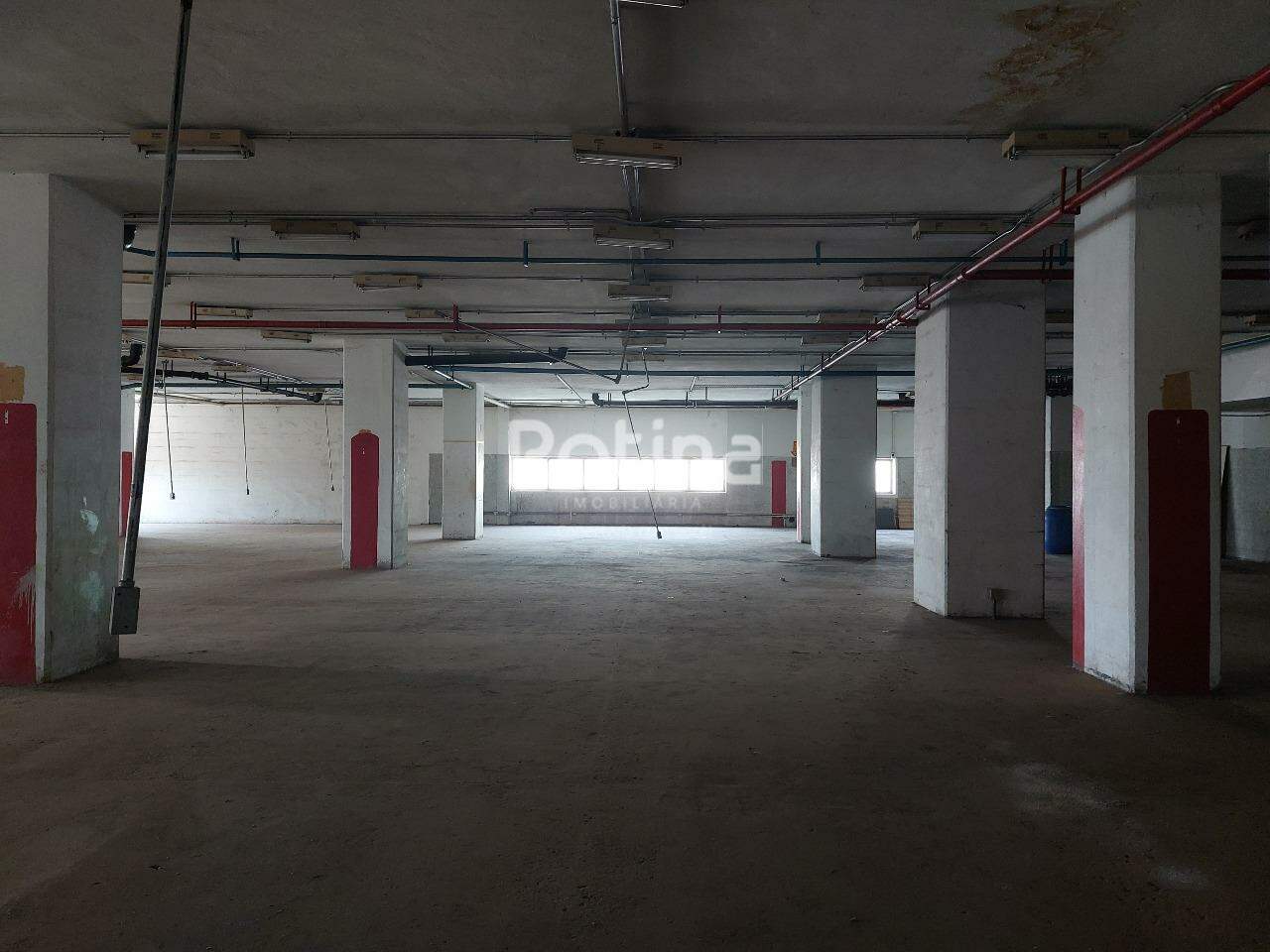 Sala para alugar, em Uberlândia no bairro Centro no valor de R$ 21.000,00 - Rotina Imobiliária: 