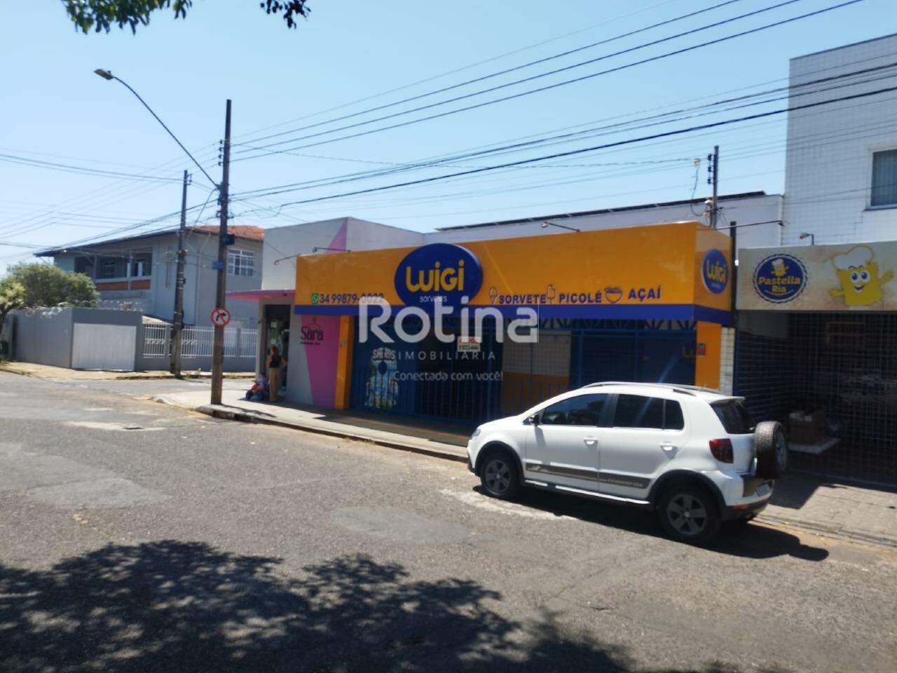 Comercial para alugar, em Uberlândia no bairro Marta Helena no valor de R$ 1.800,00 - Rotina Imobiliária: 