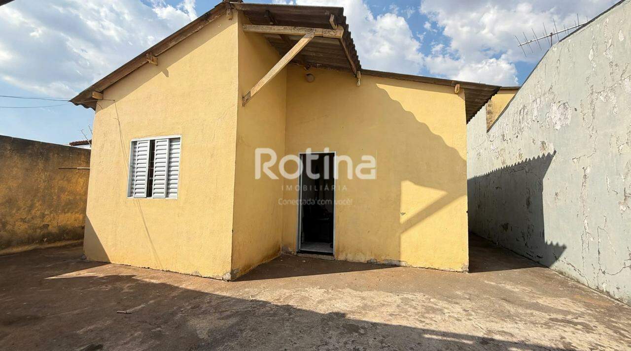 Casa à venda, 2 quartos em Uberlândia no bairro Laranjeiras no valor de R$ 290.000,00 - Rotina Imobiliária: 