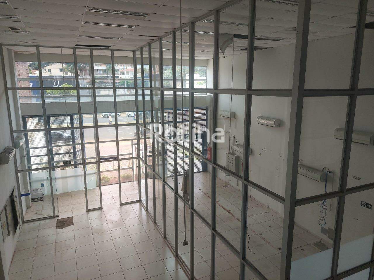 Loja para alugar, em Uberlândia no bairro Tabajaras no valor de R$ 22.000,00 - Rotina Imobiliária: 