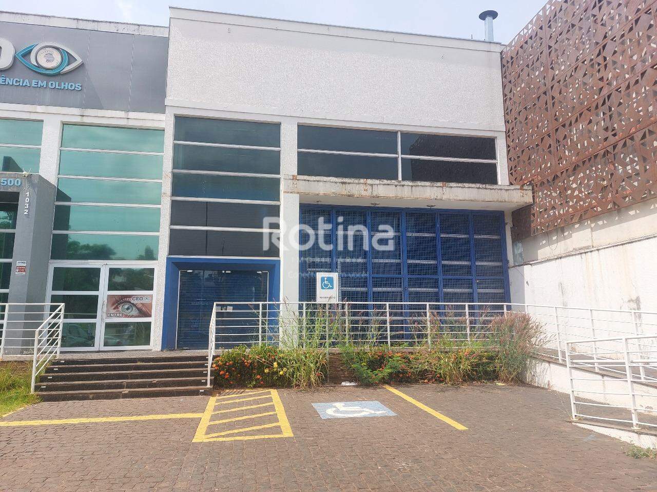 Loja para alugar, em Uberlândia no bairro Tabajaras no valor de R$ 22.000,00 - Rotina Imobiliária: 