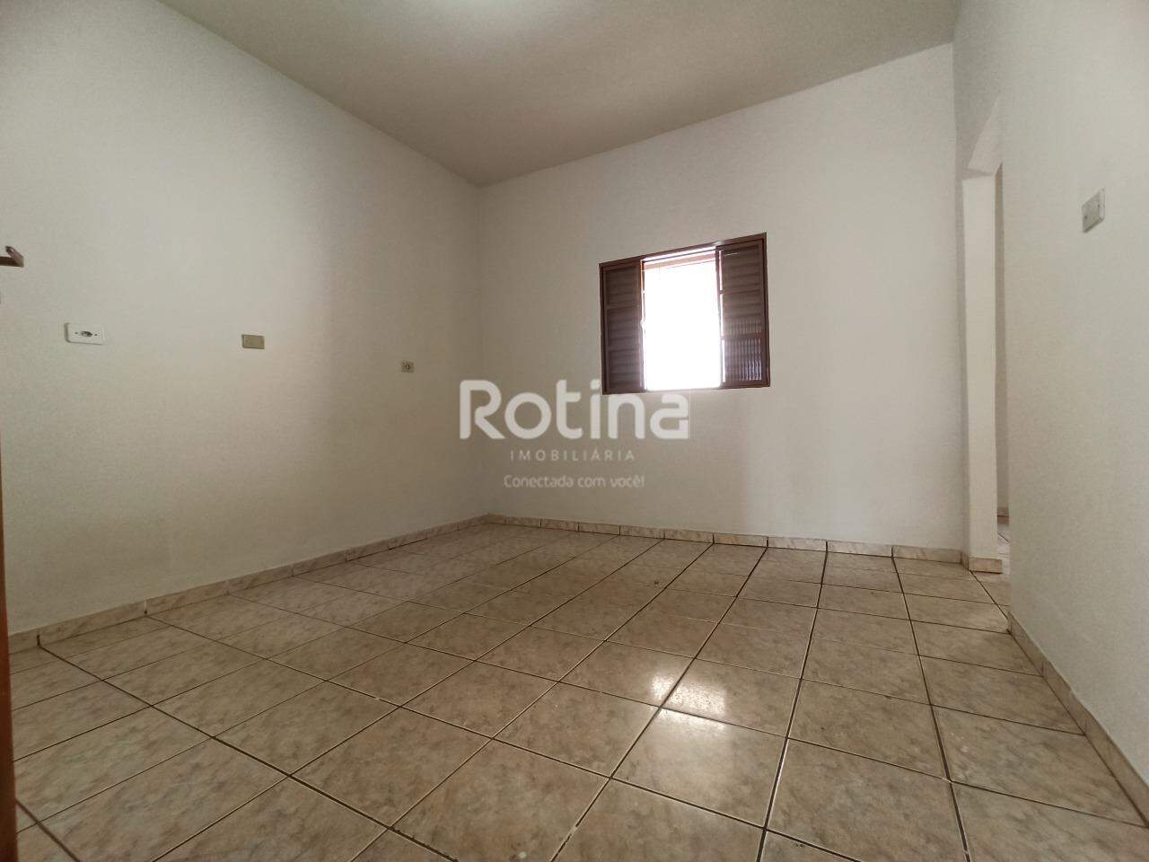 Casa para alugar, 2 quartos em Uberlândia no bairro Planalto no valor de R$ 1.100,00 - Rotina Imobiliária: 