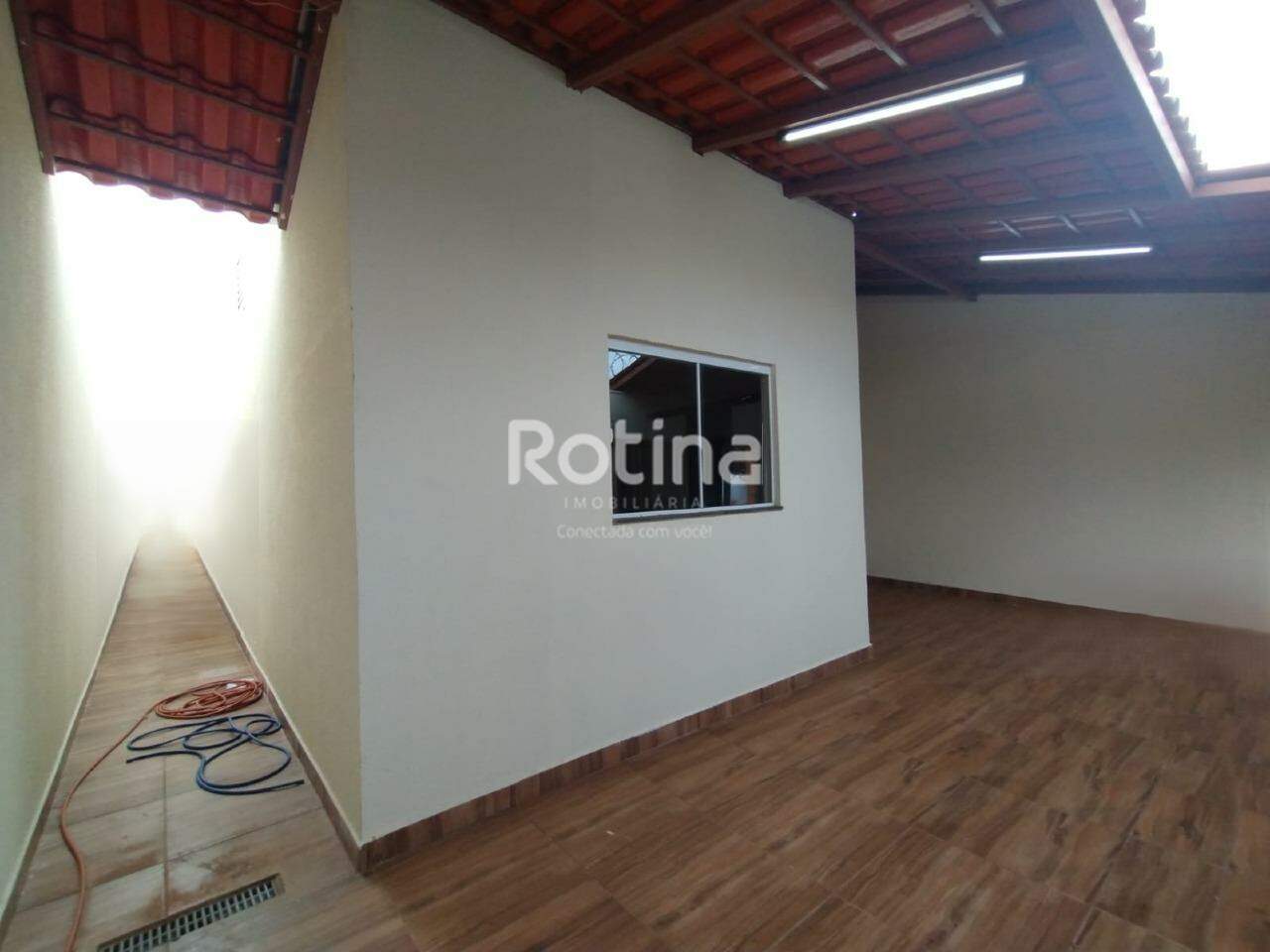 Casa para alugar, 2 quartos em Uberlândia no bairro Jardim Ipanema no valor de R$ 2.100,00 - Rotina Imobiliária: 