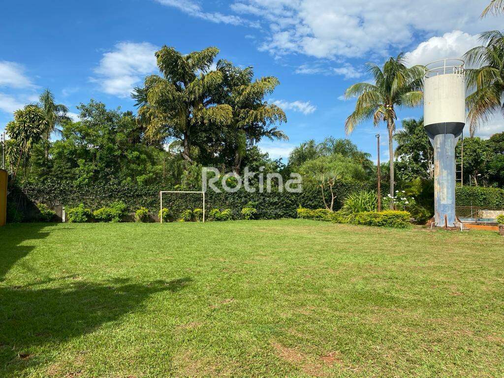 Chacara à venda, 9 quartos em Uberlândia no bairro Mansões Aeroporto no valor de R$ 2.949.000,00 - Rotina Imobiliária: 