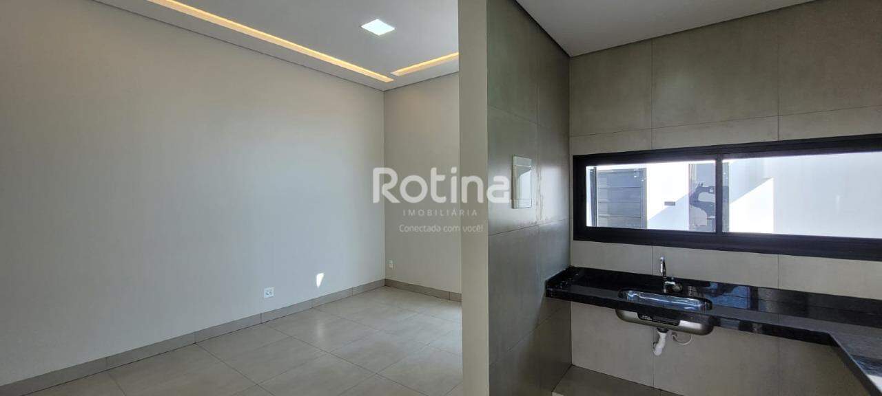 Casa à venda, 3 quartos em Uberlândia no bairro Vida Nova no valor de R$ 495.000,00 - Rotina Imobiliária: 
