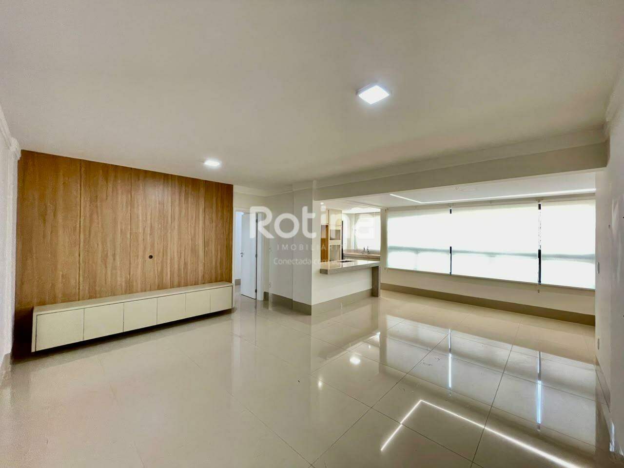 Apartamento à venda, 3 quartos em Uberlândia no bairro Santa Mônica no valor de R$ 1.050.000,00 - Rotina Imobiliária: 