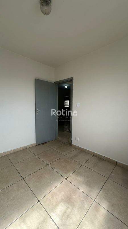 Apartamento à venda, 2 quartos em Uberlândia no bairro Santa Mônica no valor de R$ 170.000,00 - Rotina Imobiliária: 