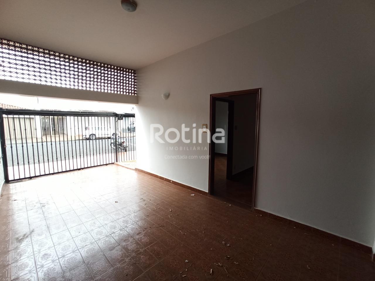 Casa para alugar, 4 quartos em Uberlândia no bairro Martins no valor de R$ 2.800,00 - Rotina Imobiliária: 