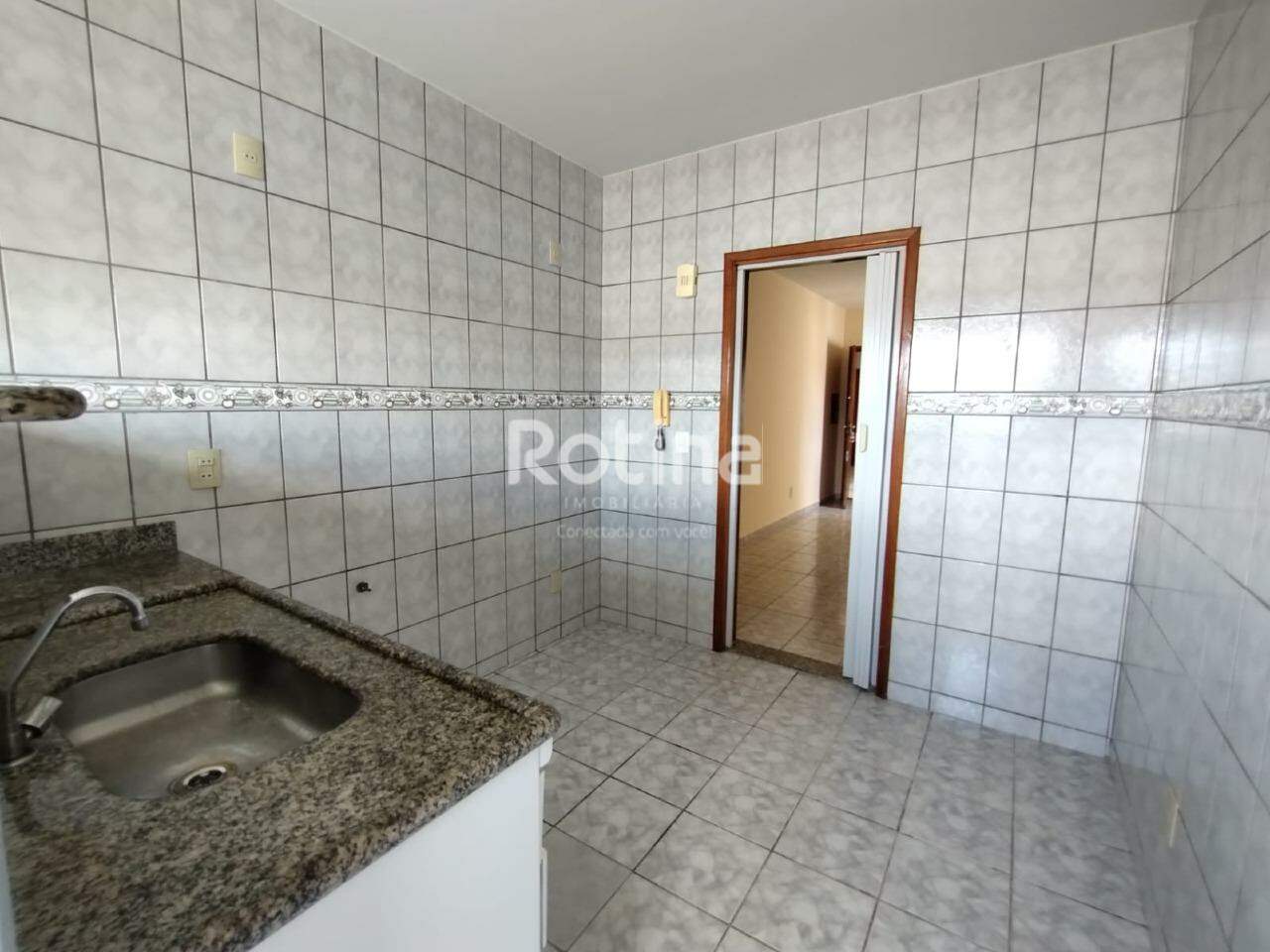 Apartamento para alugar, 2 quartos em Uberlândia no bairro Santa Maria no valor de R$ 1.350,00 - Rotina Imobiliária: 