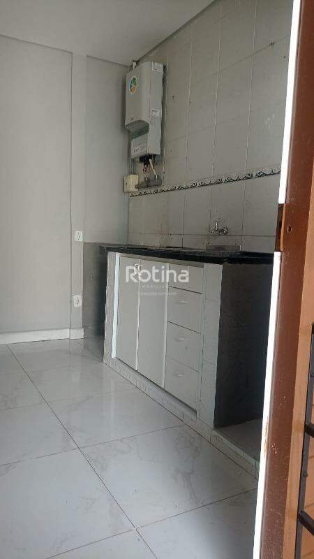 Casa para alugar, 4 quartos em Uberlândia no bairro Vila Póvoa no valor de R$ 4.620,00 - Rotina Imobiliária: 